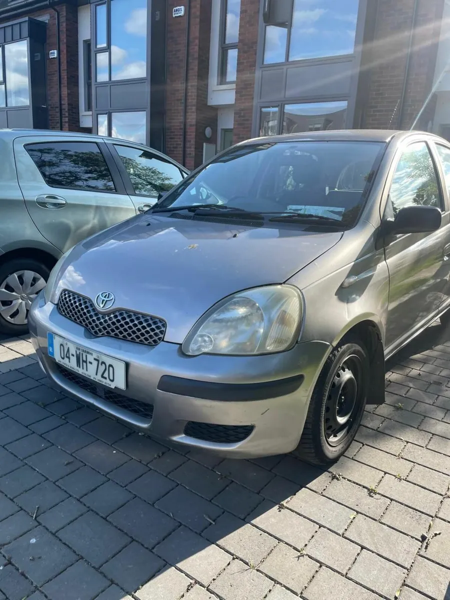 Toyota Yaris 2004 - Image 3