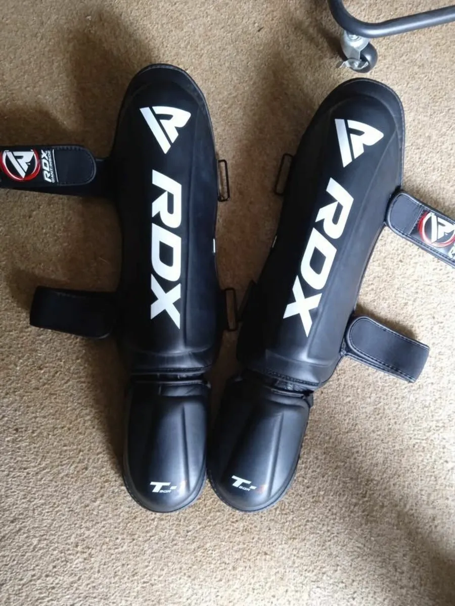 Kickboxing shin guards - Image 2