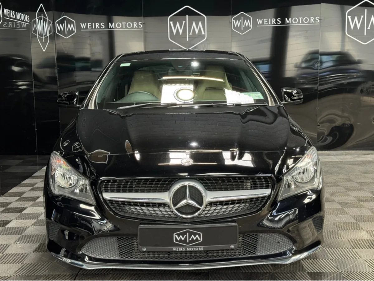 Mercedes-Benz CLA 180 URBAN AUTOMATIC/LOW MILLAGE - Image 4