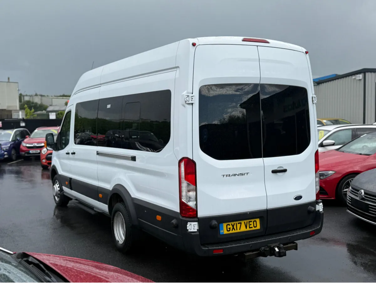 Ford Transit MINI BUS 17 SEATER - 2.2 DIESEL - MAN - Image 2
