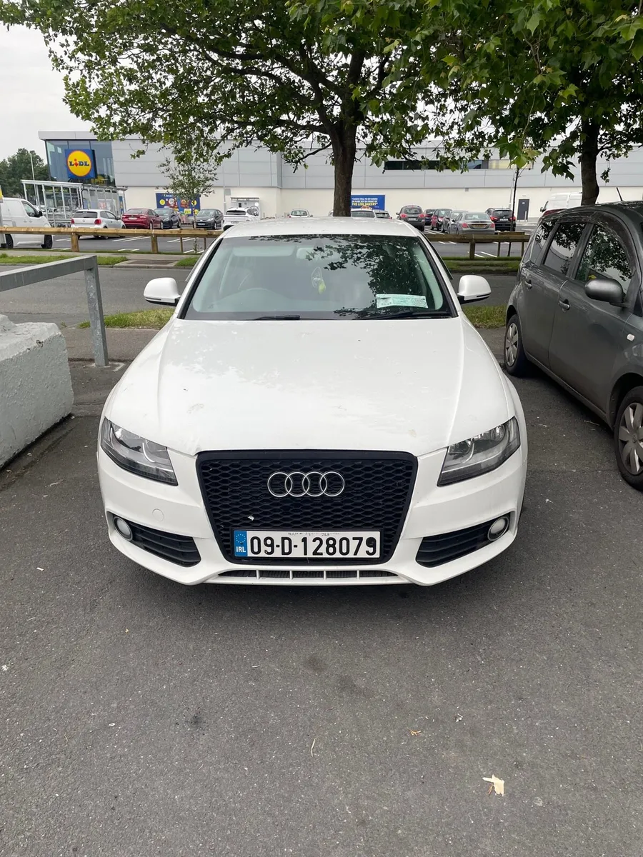 Audi A4 - Image 1