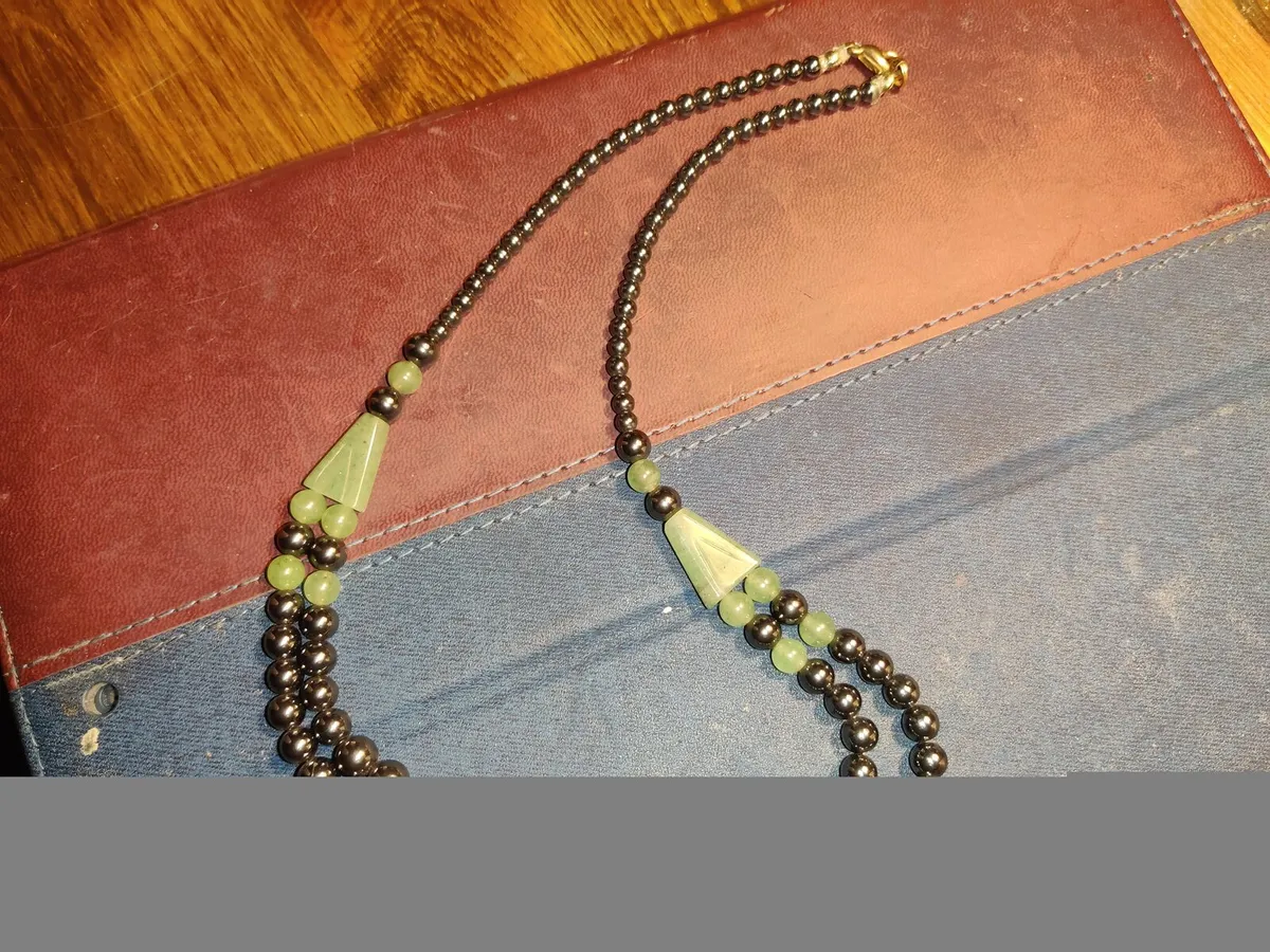 CHUNKY JADE, 17"Heavy Black Beaded Necklace !