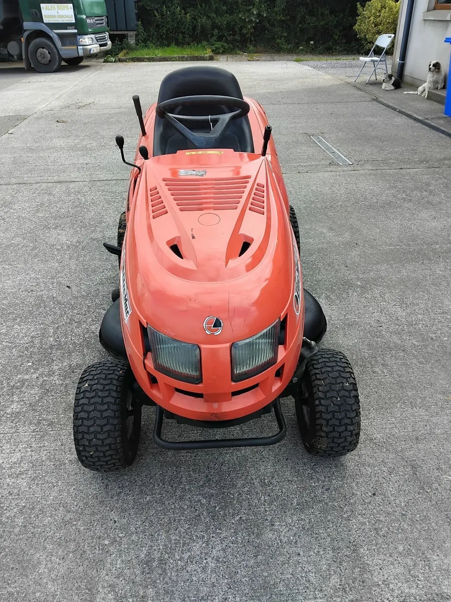Oleo mac ride on mower 15.5hp running well - Image 4