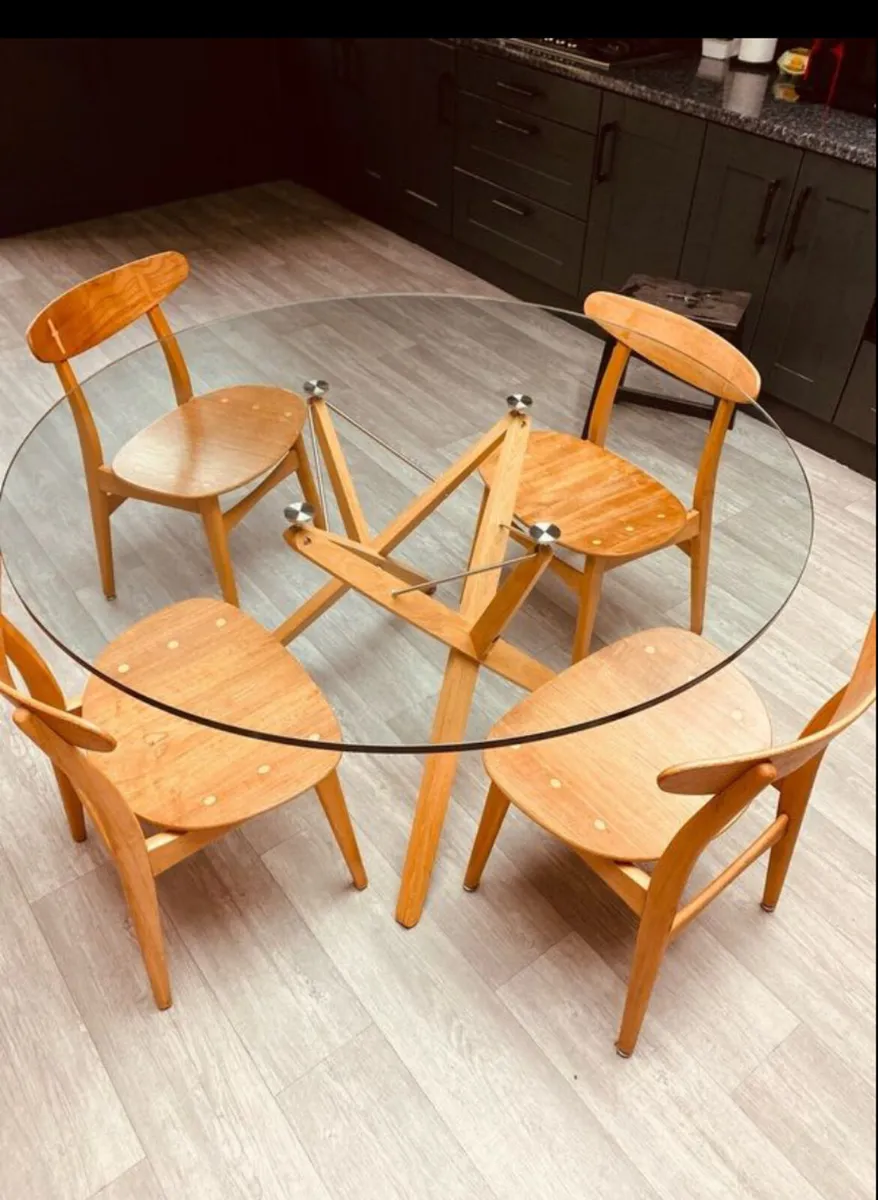 Italian Designer Coffee Table - Image 1