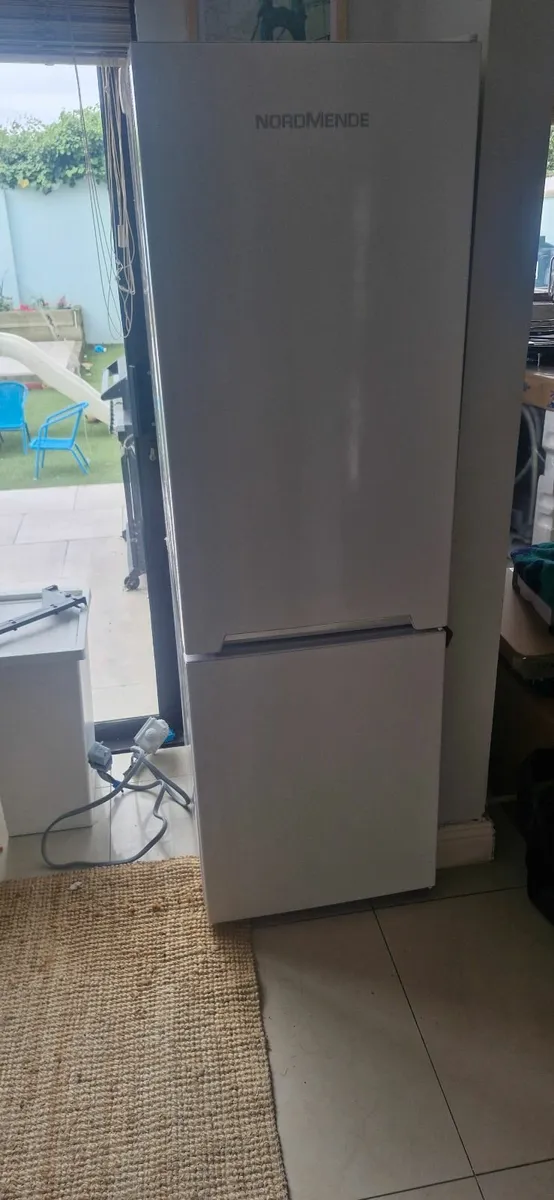 NORDMENDE Freestanding Fridge Freezer - Image 1