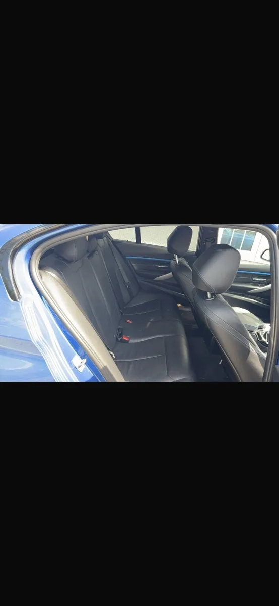 BMW 3-Series 2018 - Image 3