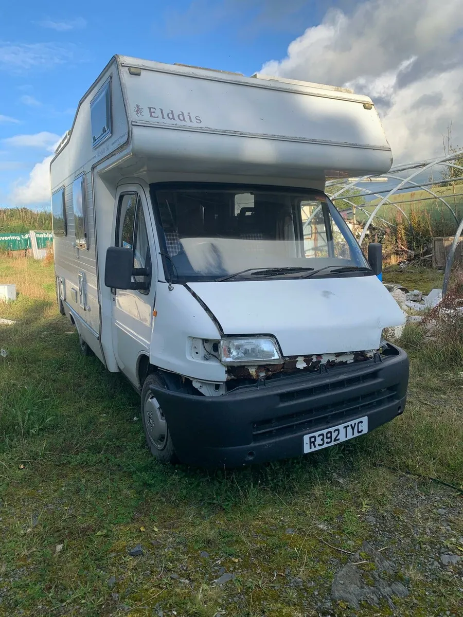 Camper van - Image 3