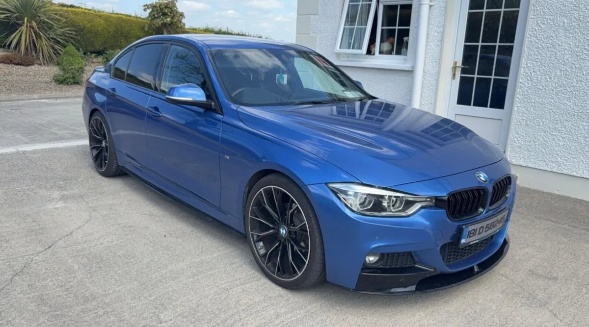BMW 3-Series 2018 - Image 1