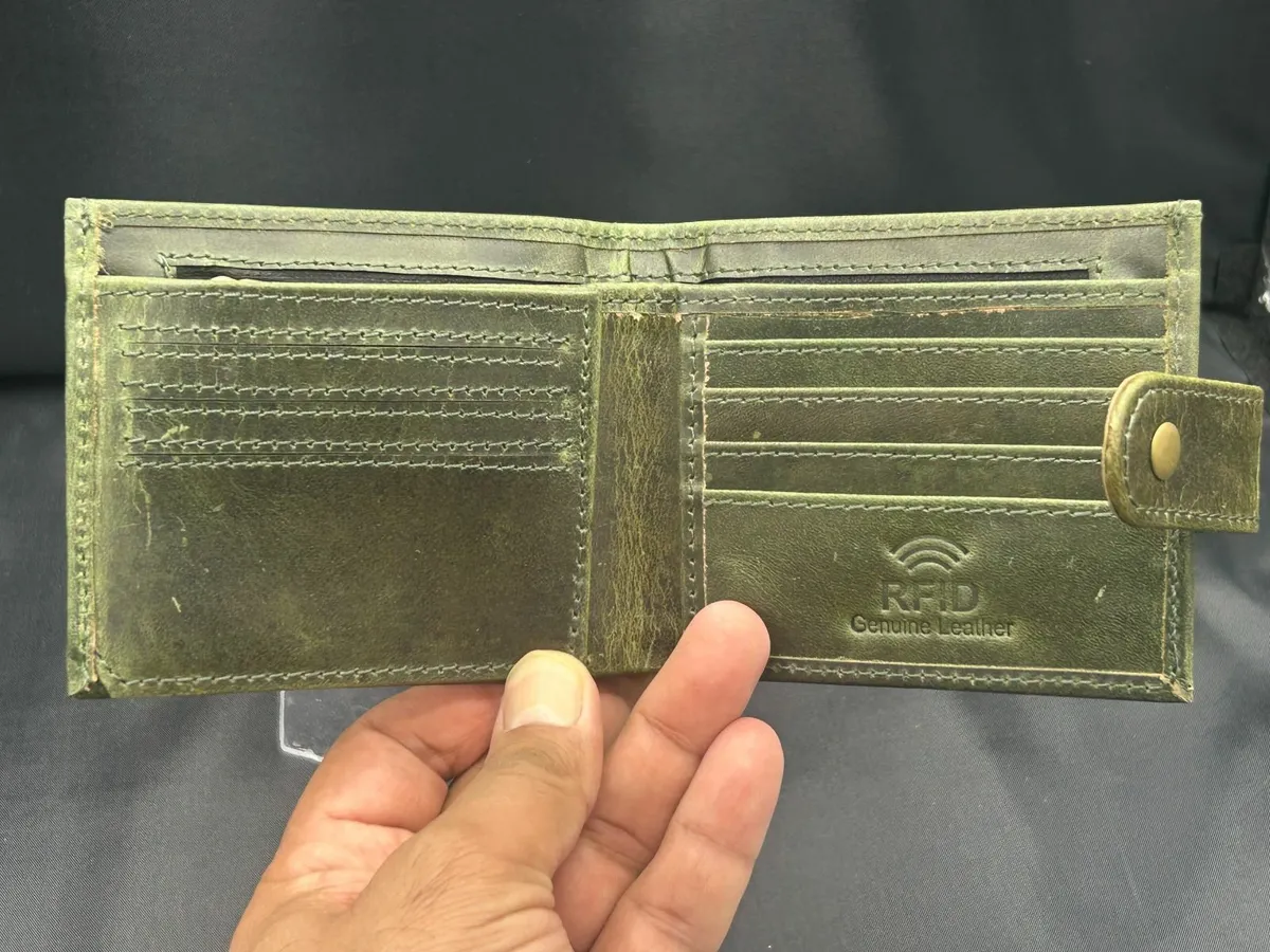 Genuine Leather Slim Bifold Wallet for Men & Women - Image 3