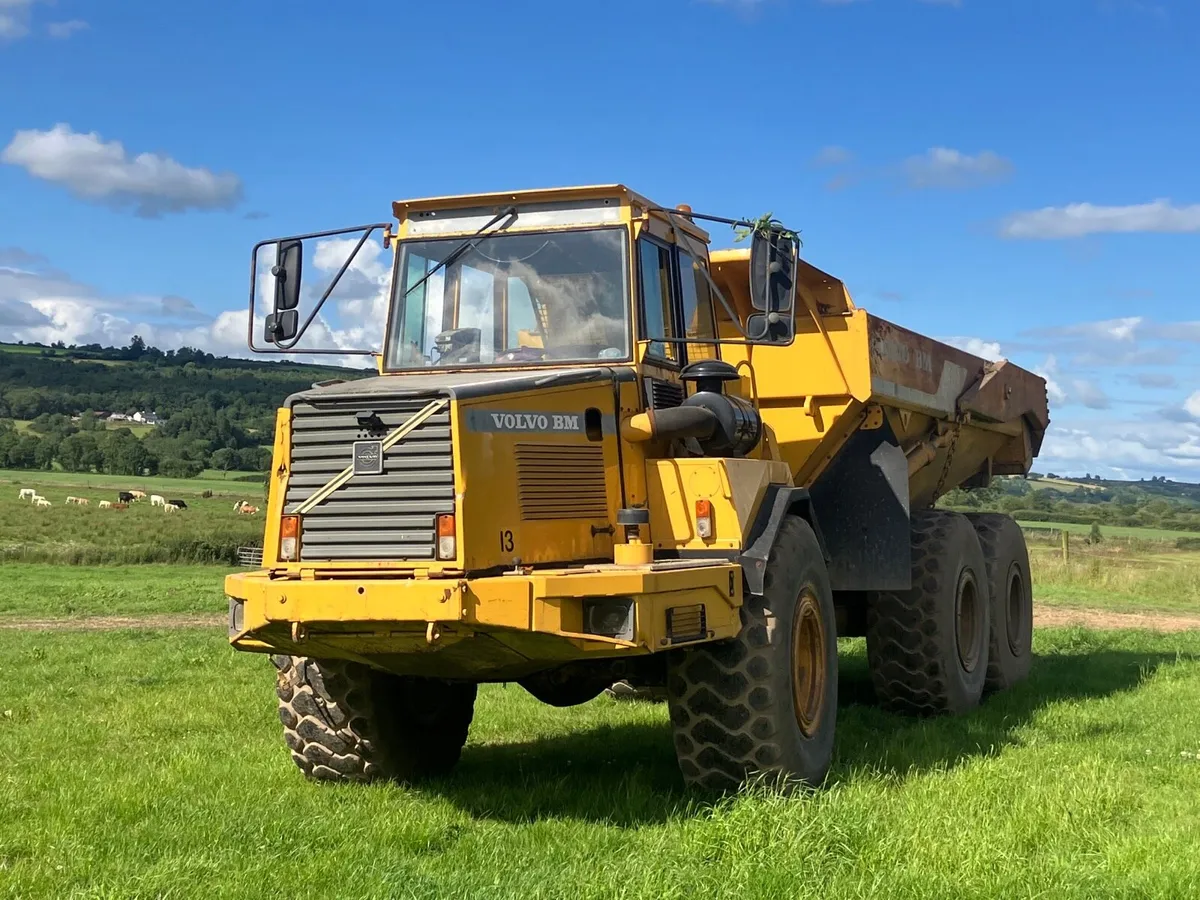 Volvo A25 C dump truck - Image 1
