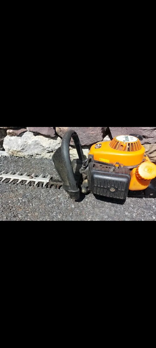 Hedge Trimmer Tanaka for sale. - Image 2