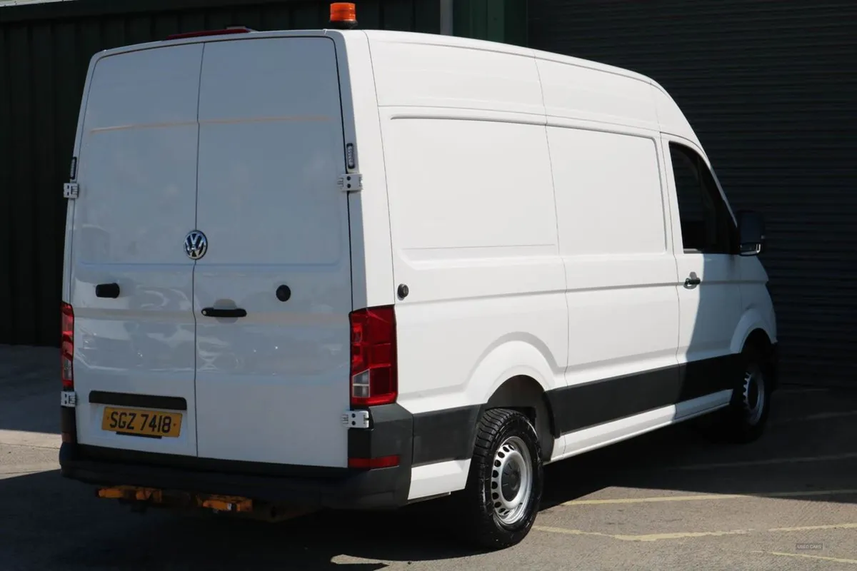 Volkswagen Crafter Cr35 MWB Diesel FWD - Image 2