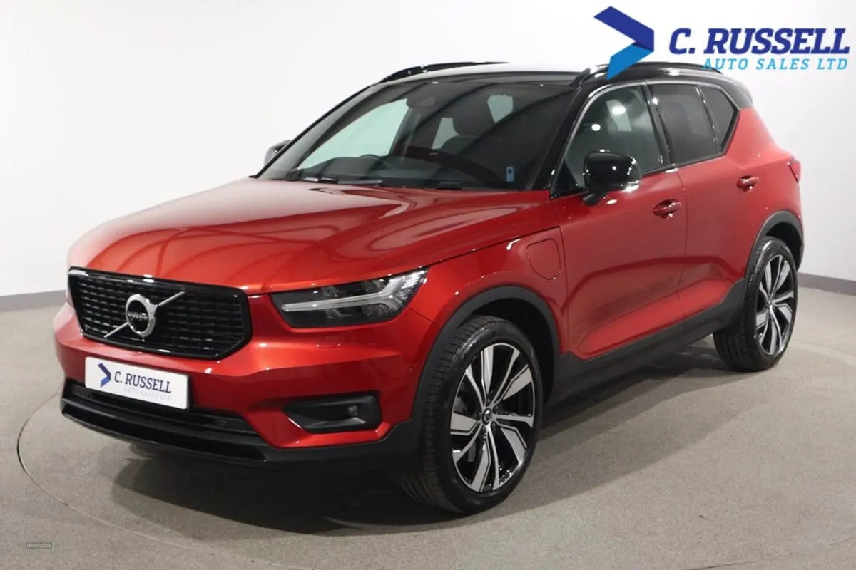 Volvo XC40 Estate - Image 1