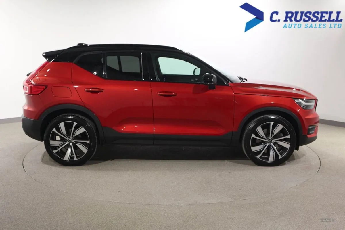 Volvo XC40 Estate - Image 4