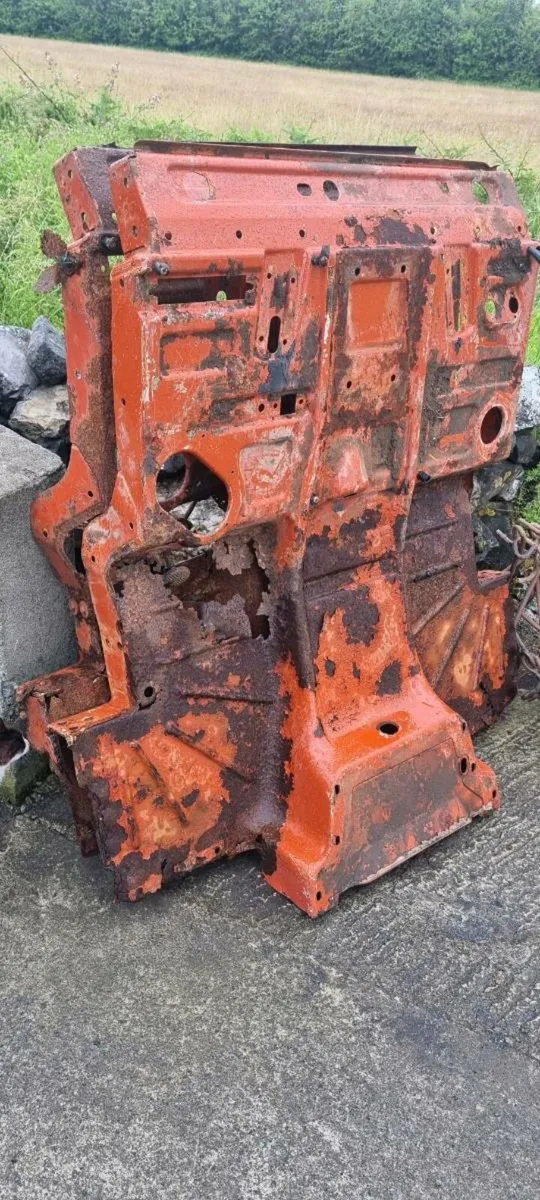 Fiat Tractor Parts/ PTO Air Compressor - Image 2