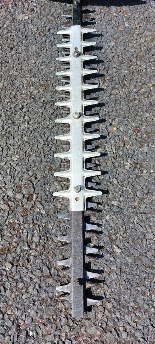 Hedge Trimmer Tanaka for sale. - Image 4