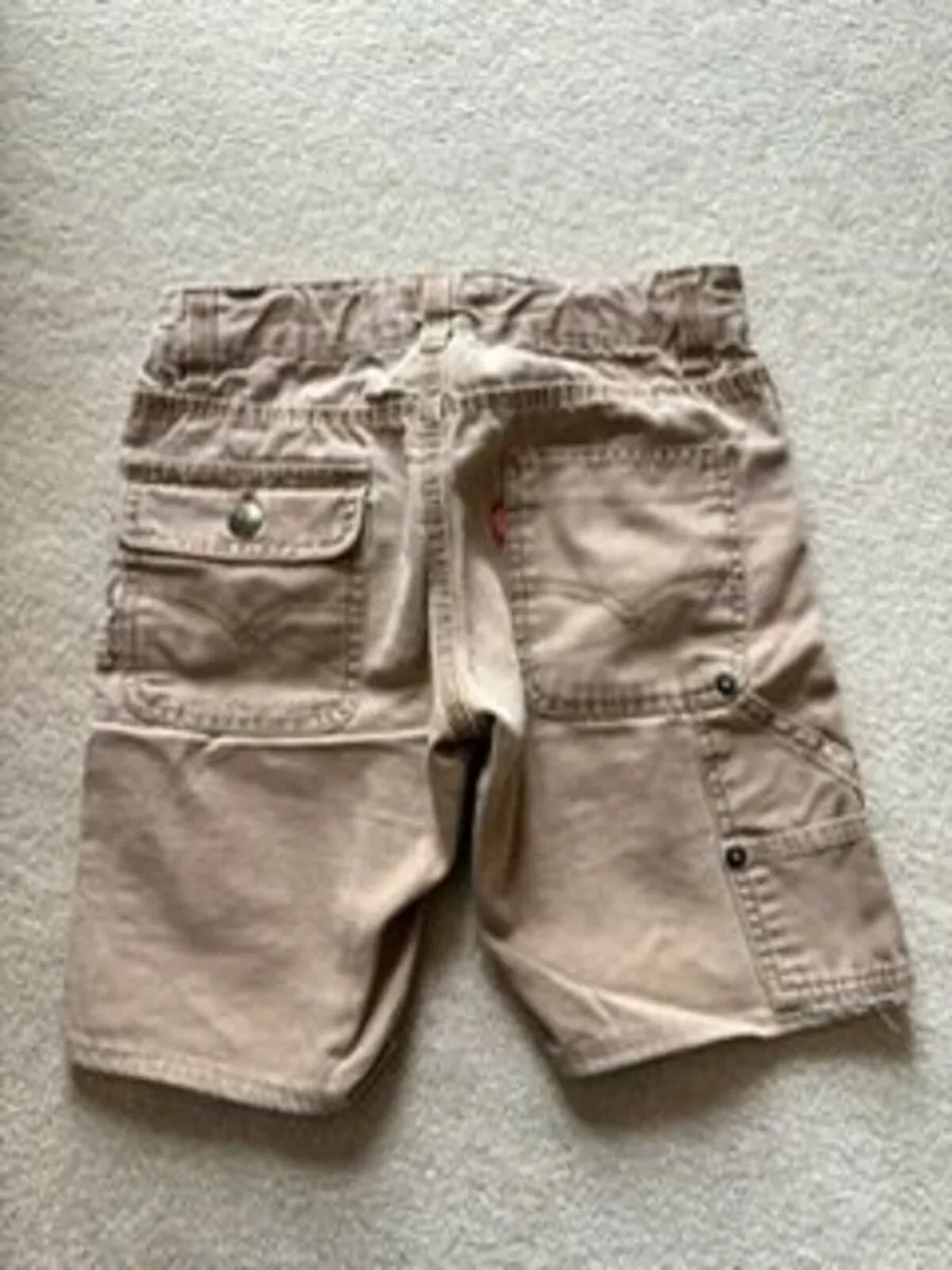 Levis Tan Cargo Shorts age 6-7 - Image 2