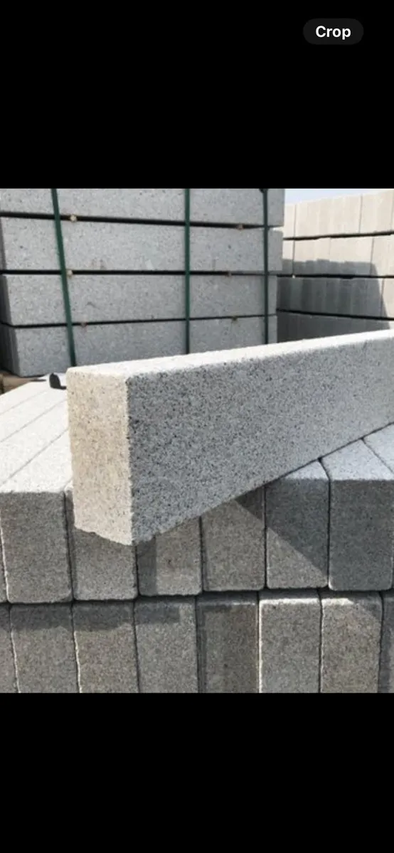 Granite paving - Image 1