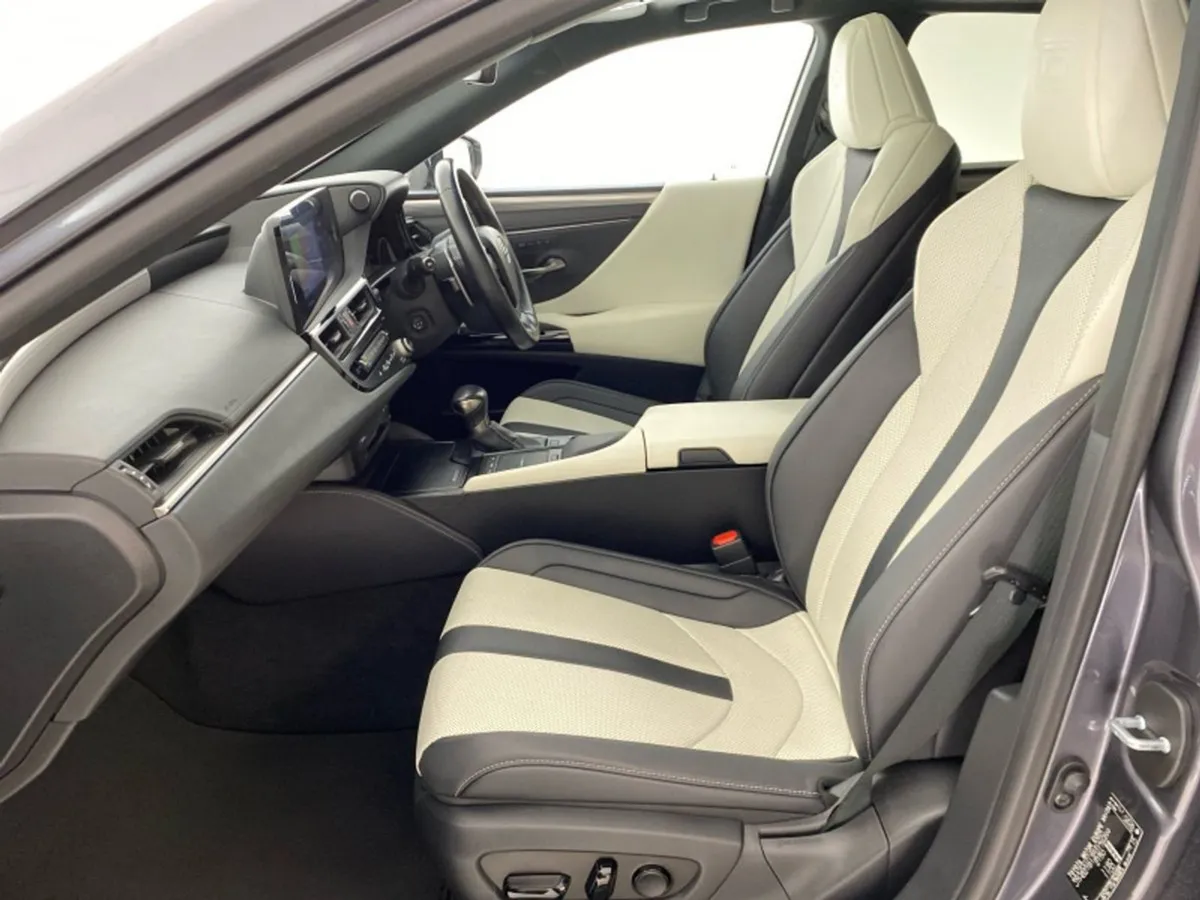 Lexus ES 300h F Sport - Image 2