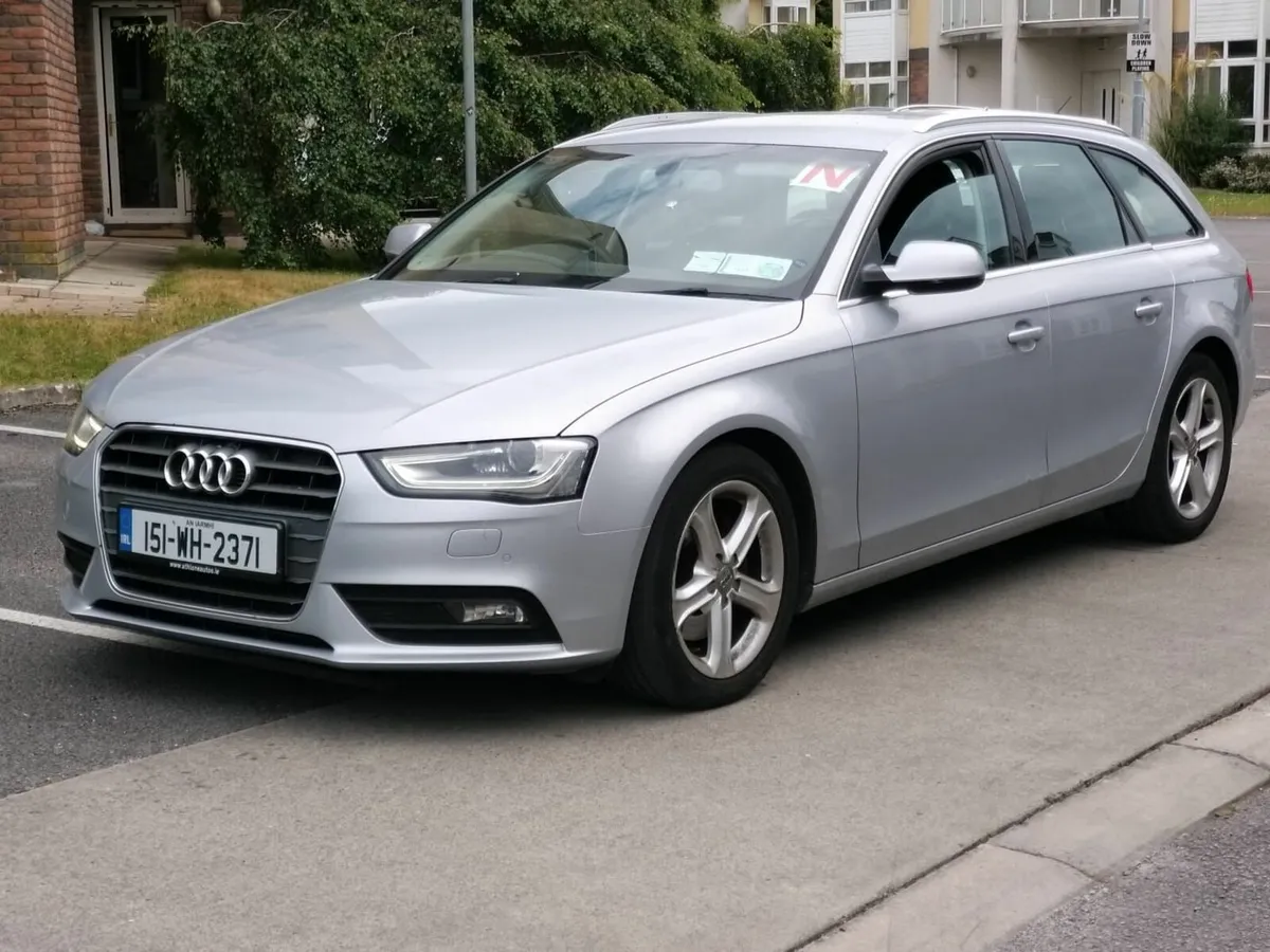 Audi A4 2015 - Image 2