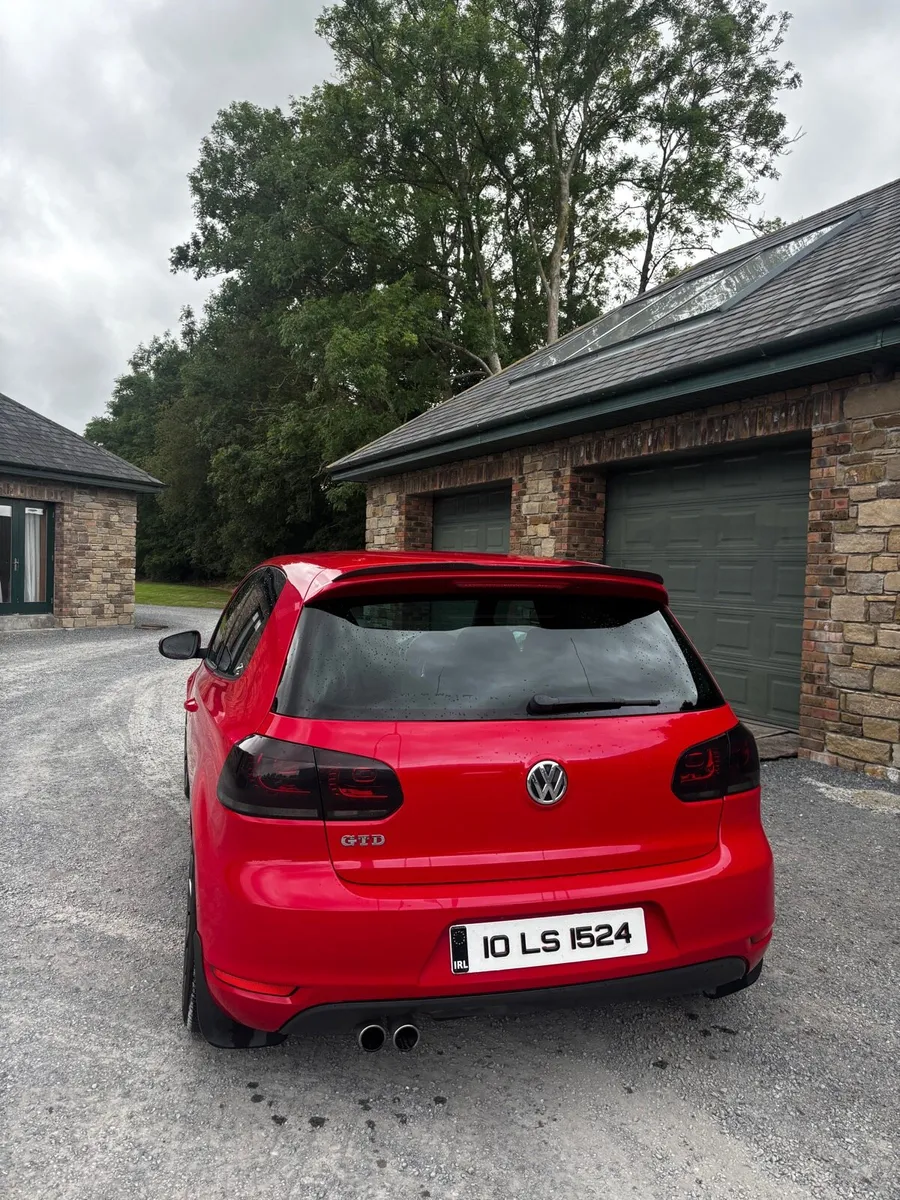 2.0L 2010 Golf GTD - Image 4