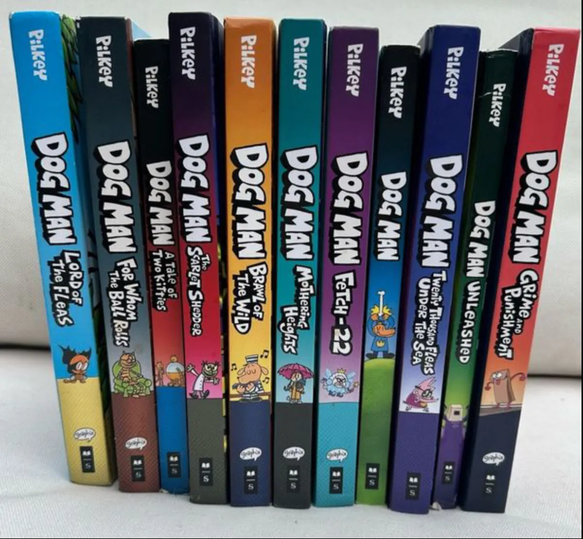 11 Dogman & 5 Callie - 16 Books - 13 Hardback - Image 1