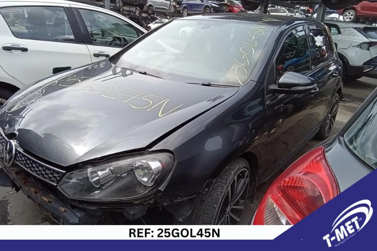 2010 VOLKSWAGEN GOLF BREAKING FOR PARTS - Image 3