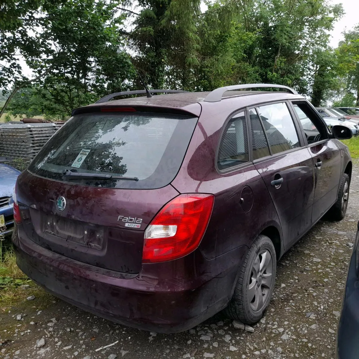Skoda fabia Estate breaking - Image 2