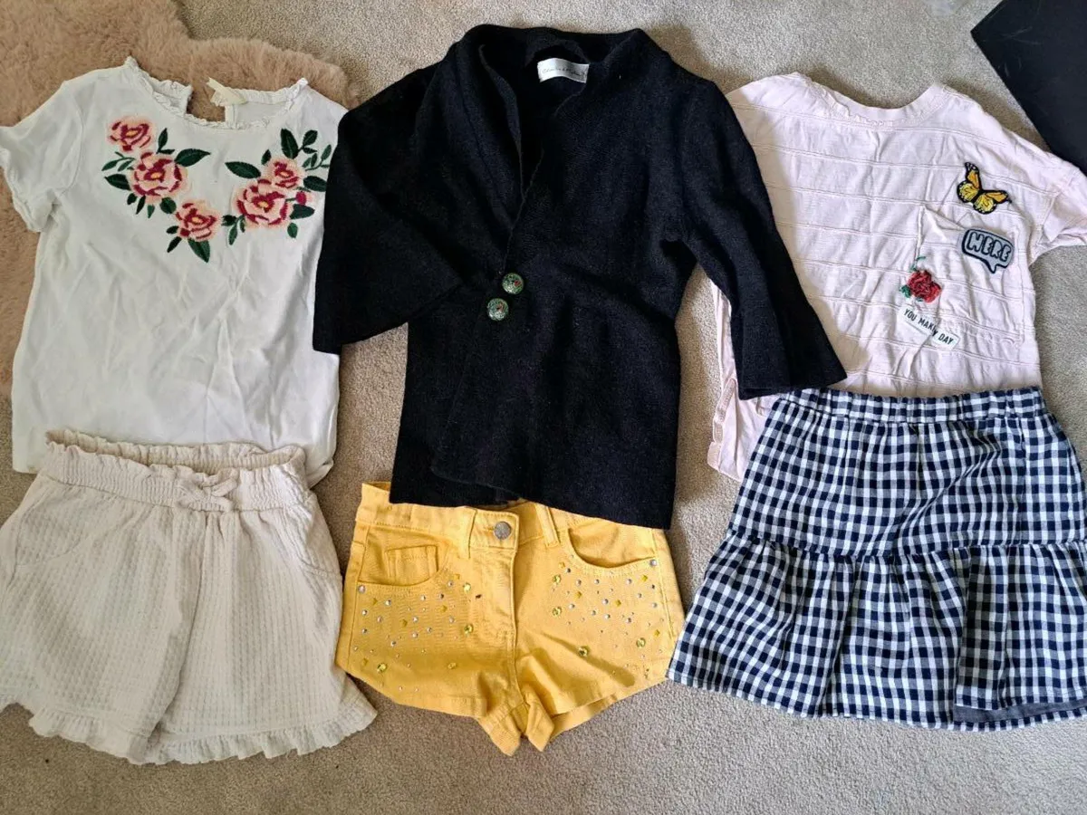 Girl 6-7 shorts top outfit bundle - Image 1
