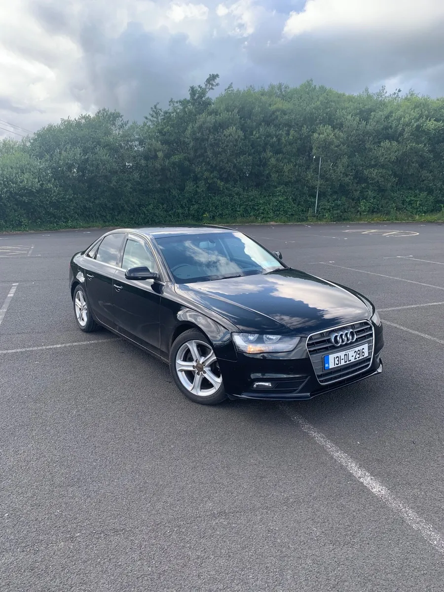 Audi A4 (SE Line) - Image 2