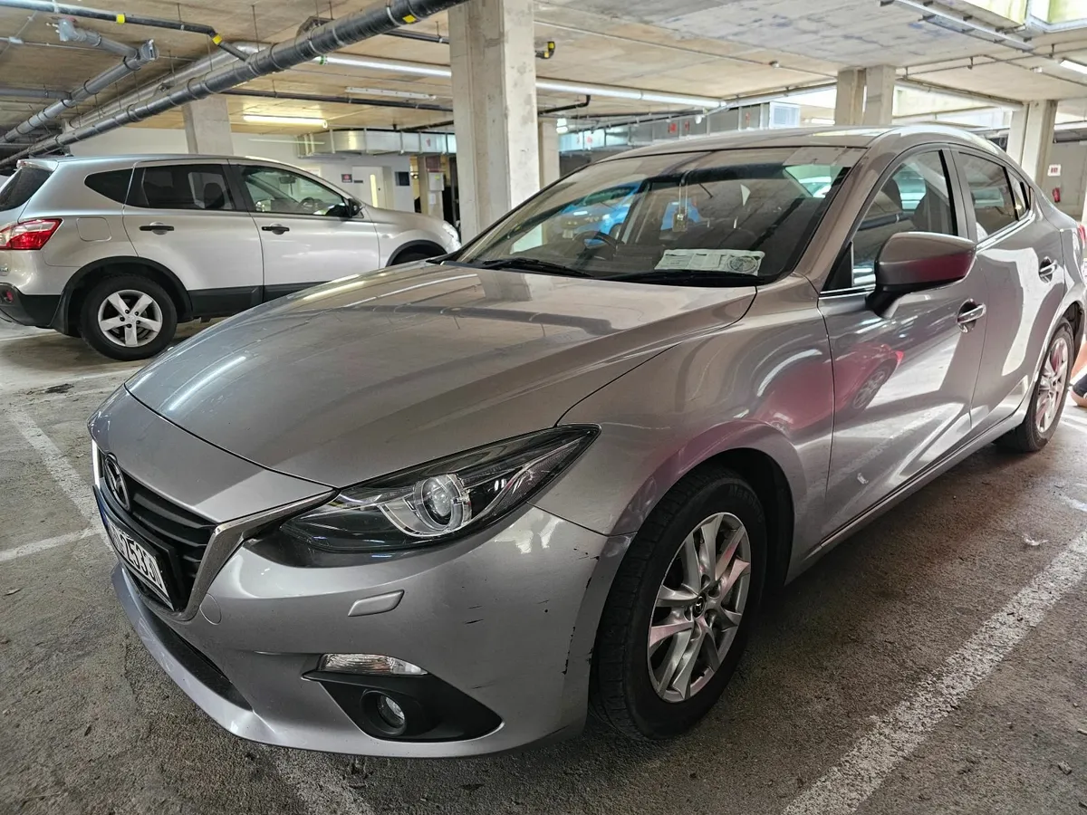 Mazda 3 150ps executive 2016 - Image 1