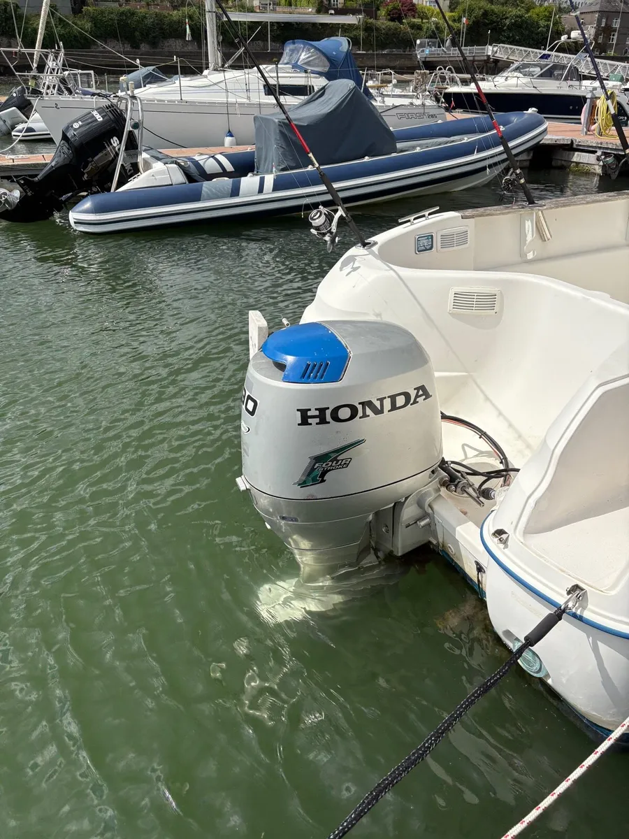 Boat motor, outboard Honda 90 - Image 1