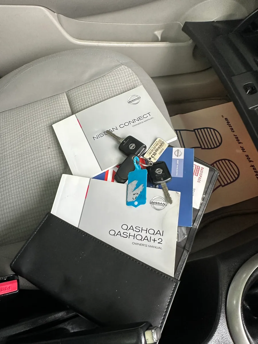 NISSAN QASQAI + 2 - Image 3