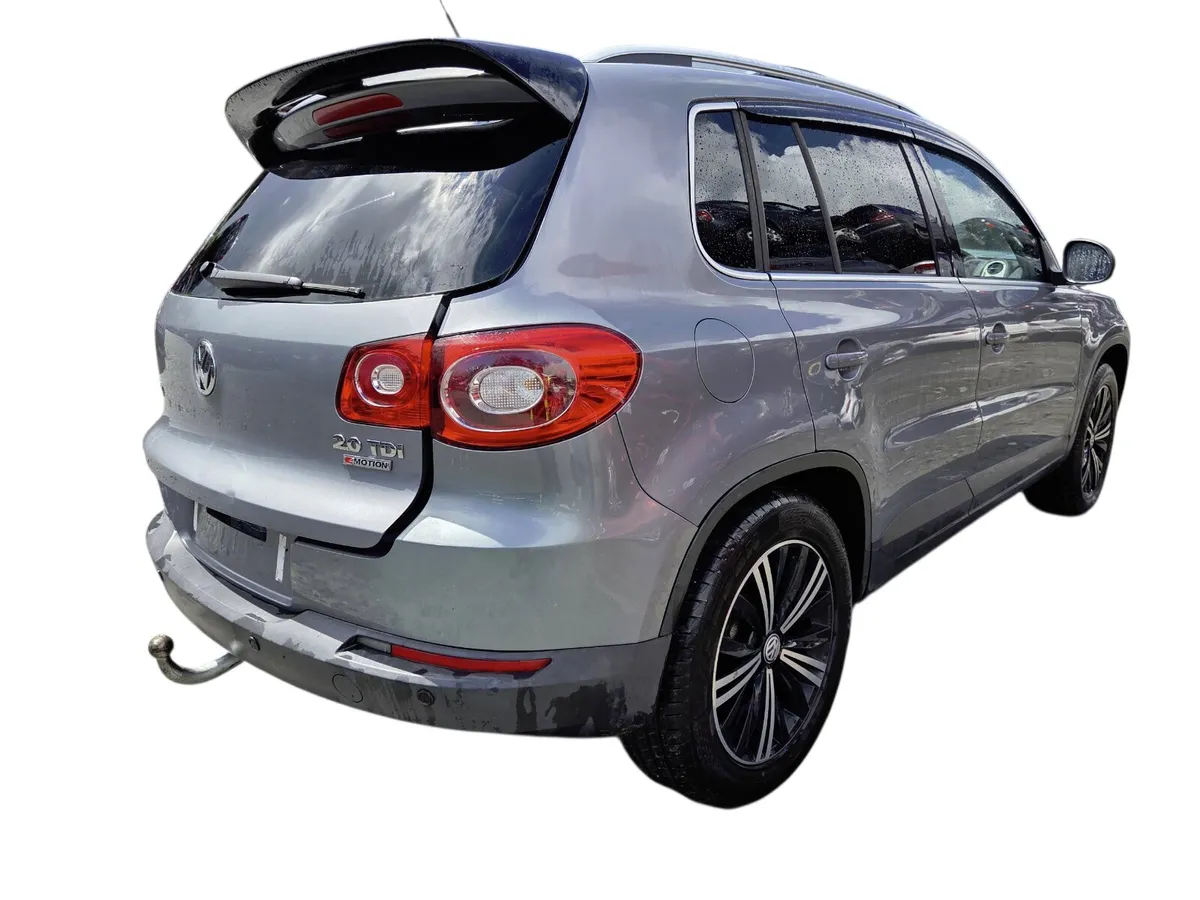 2010 VOLKSWAGEN TIGUAN For Breaking/Dismantling - Image 3