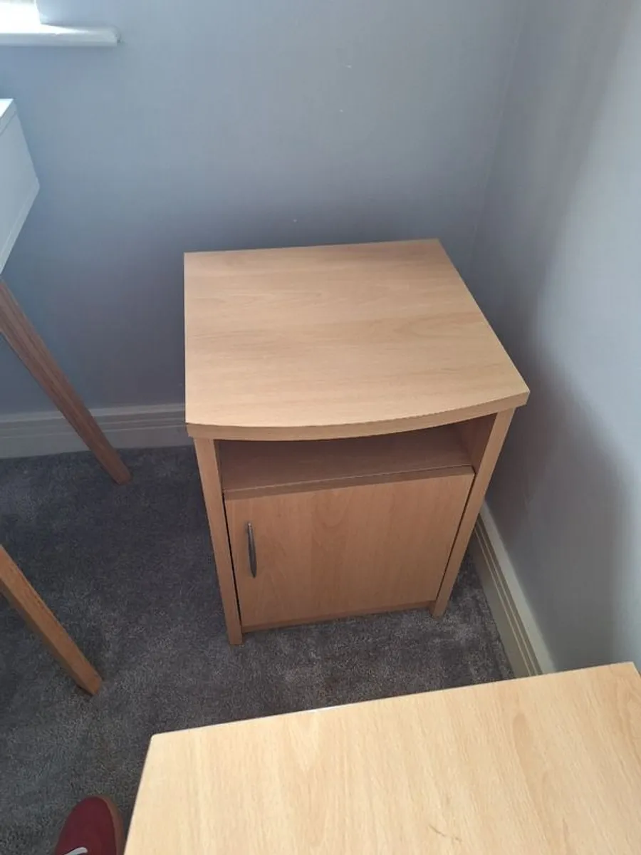 Lockers and chest of drawers - Image 2