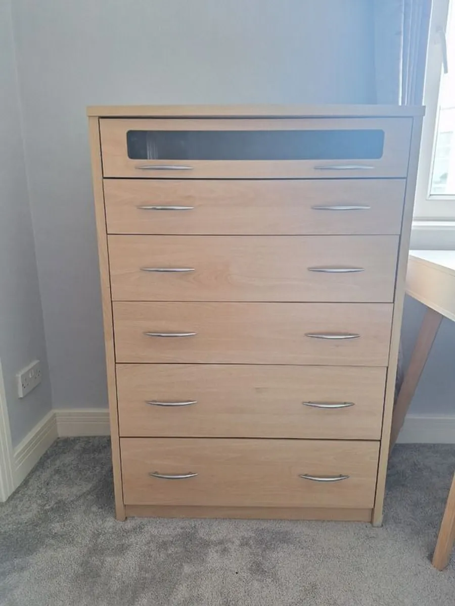 Lockers and chest of drawers - Image 3