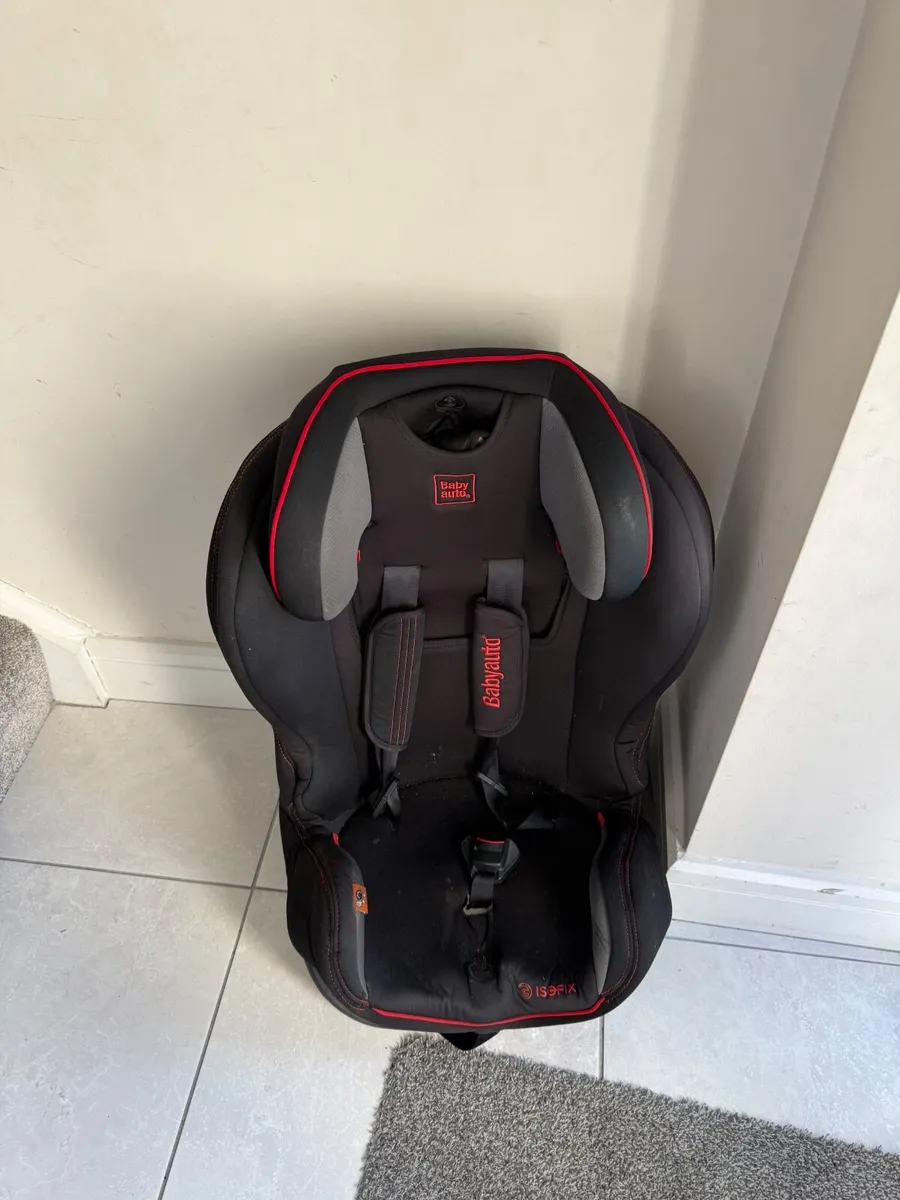 Car seat - Image 1