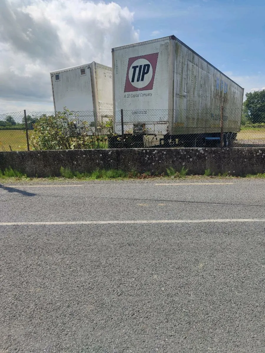 Storage containers trailer - Image 1