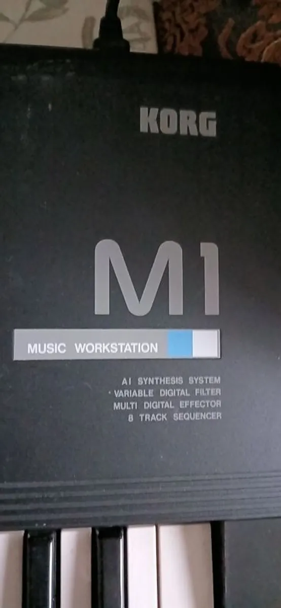 Korg M1 - Image 3