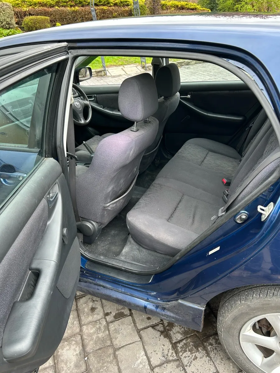 E12 Corolla - Image 4