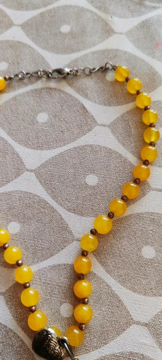 Retro style glass necklace - Image 3