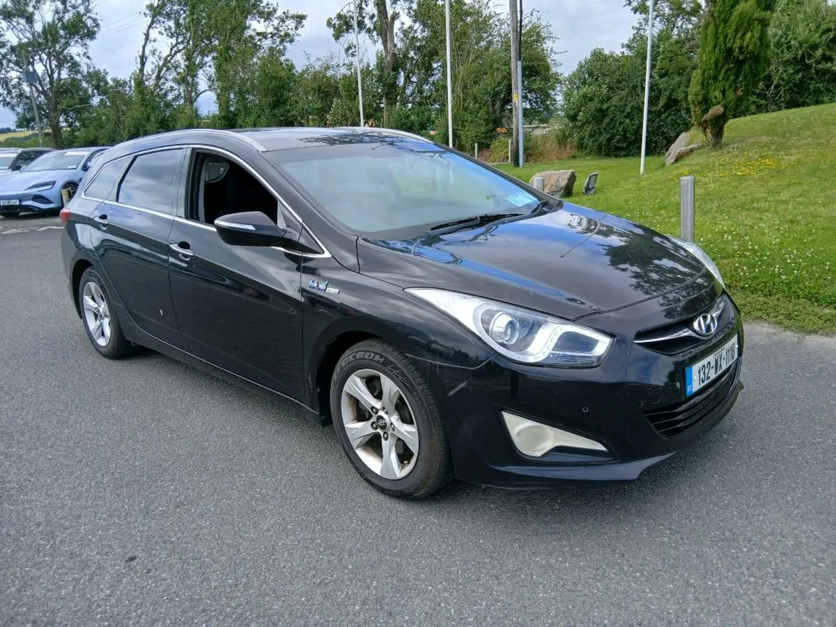 2013 HYUNDAI 140 ESTATE NCT 1/26 - Image 4