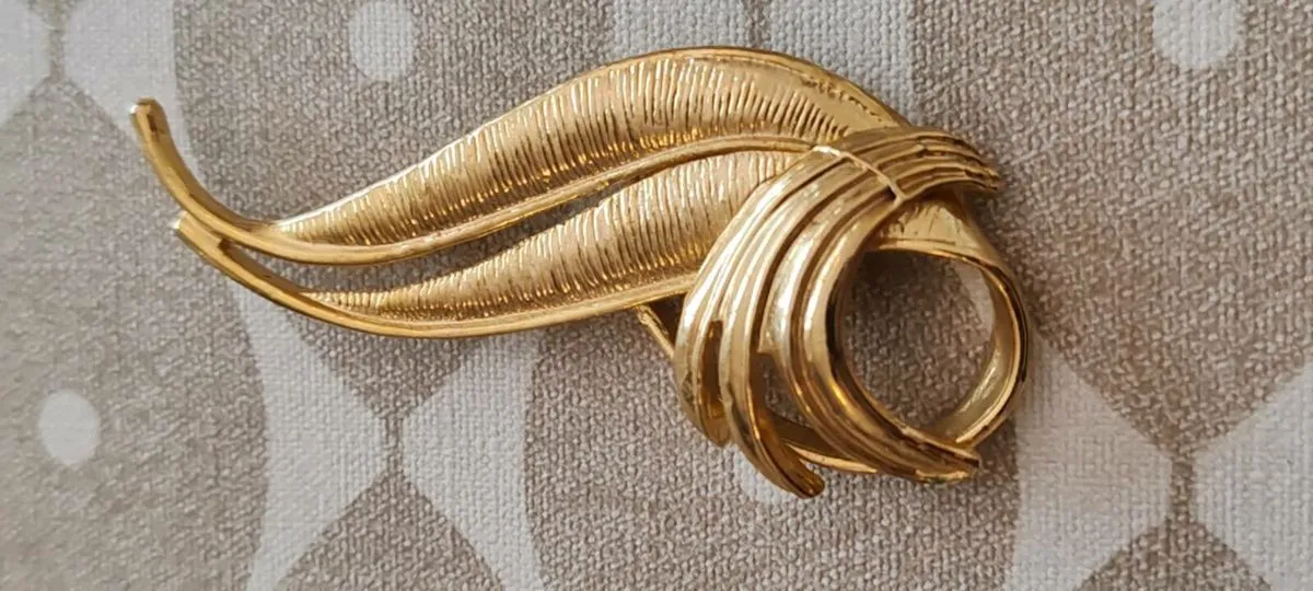 Retro brooch - Image 2