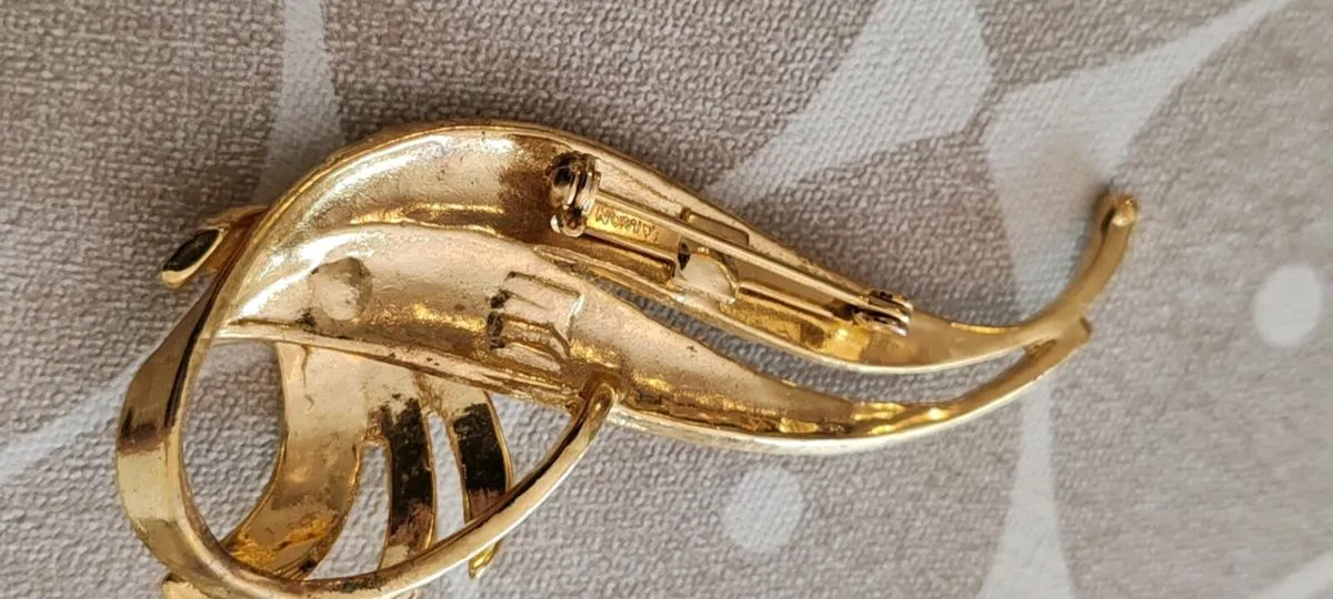 Retro brooch - Image 3