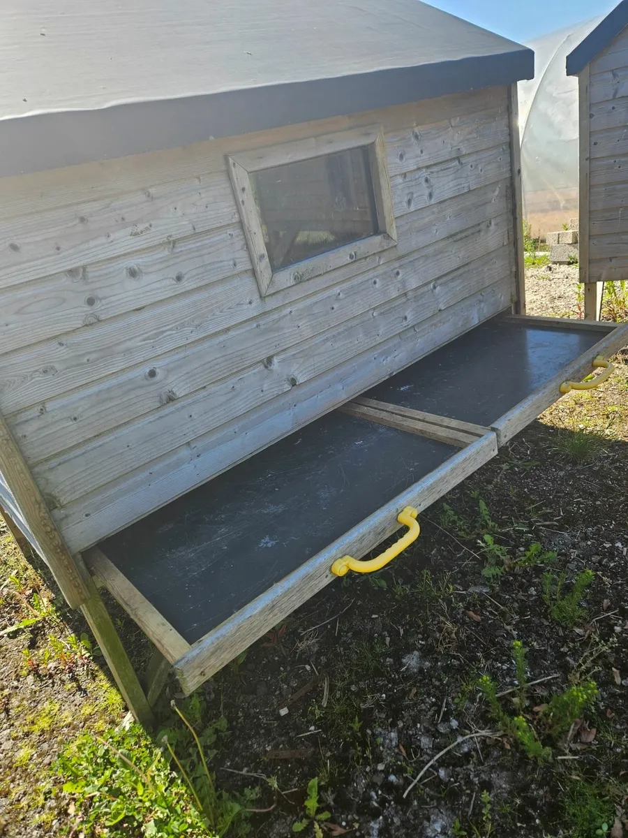 Chicken Coop - Image 1