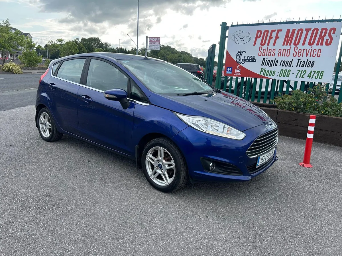 Ford Fiesta 2015 - Image 2