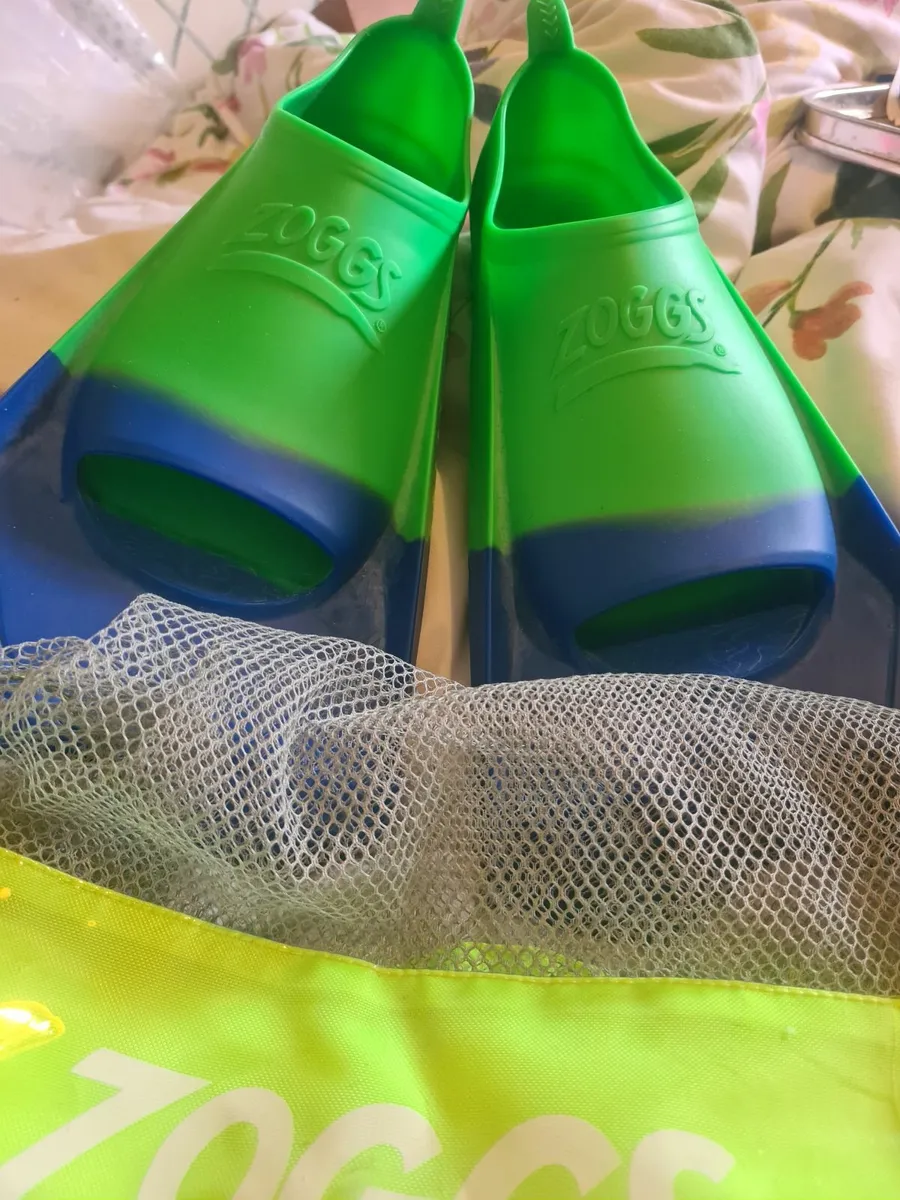 Zogs Swimming fins 6 to 7 UK - Image 2