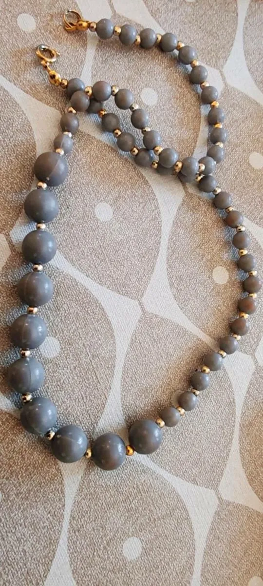 Beaded necklace - Image 4