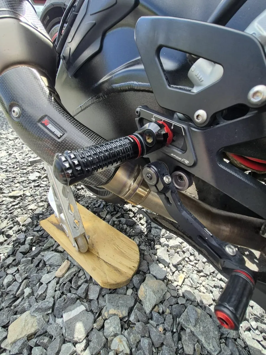 BMW S 1000 RR 2016 - Image 4