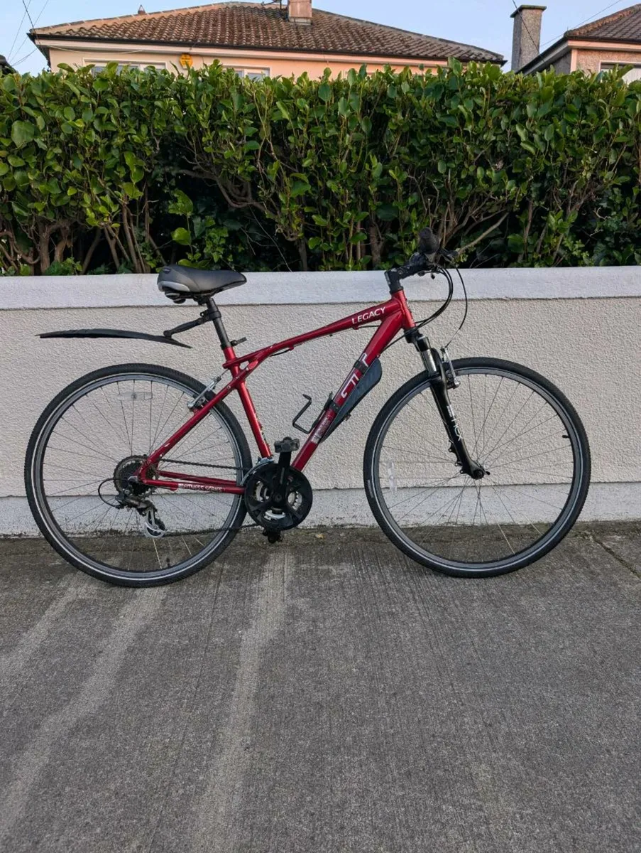 GT Legacy bike / bicycle - Image 1